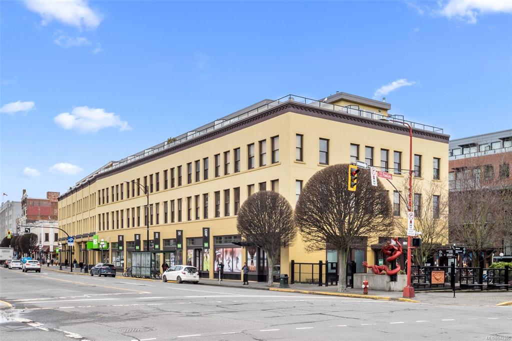Vogue — building photo 4