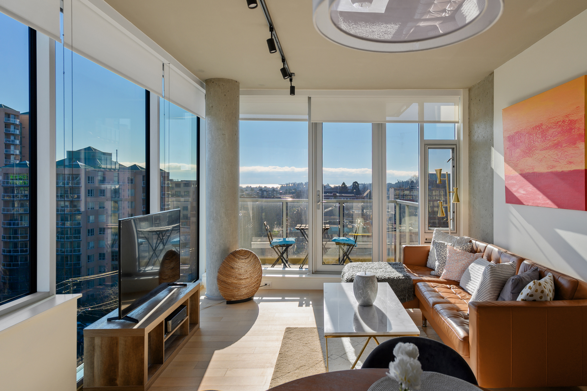 989 Johnson — building photo 3