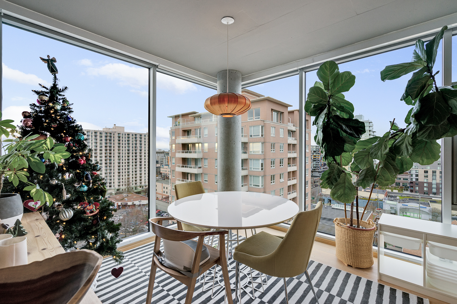 989 Johnson — building photo 6