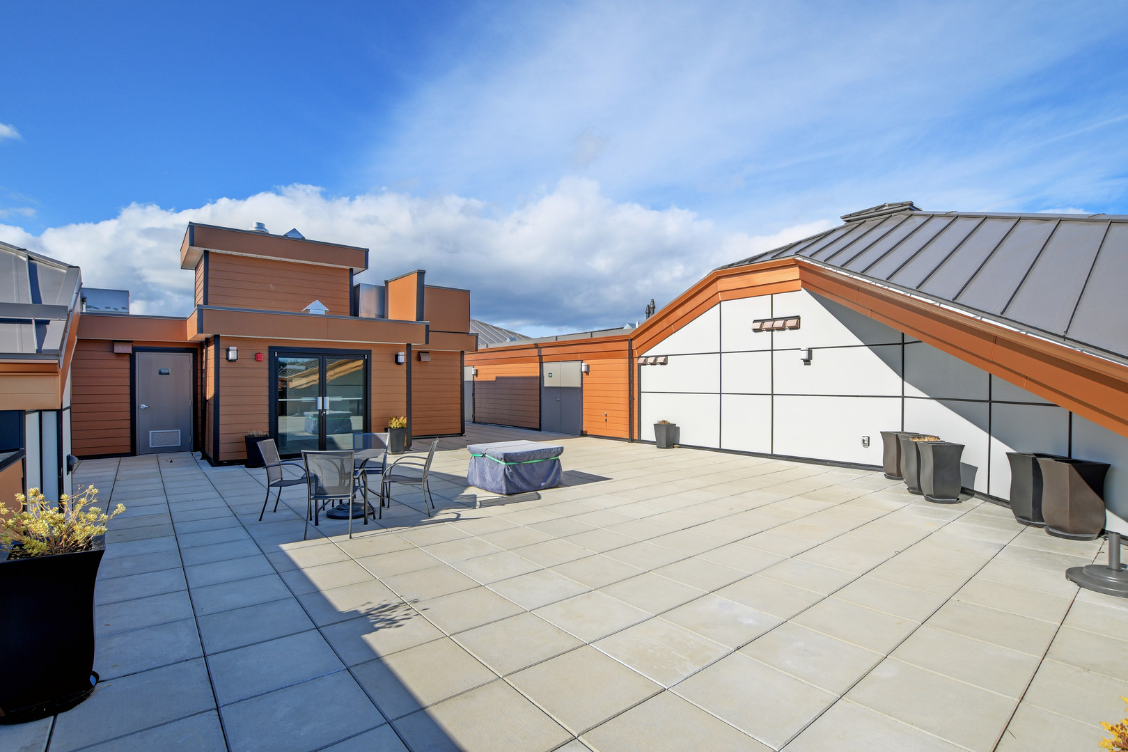 Travino Lane — building photo 2