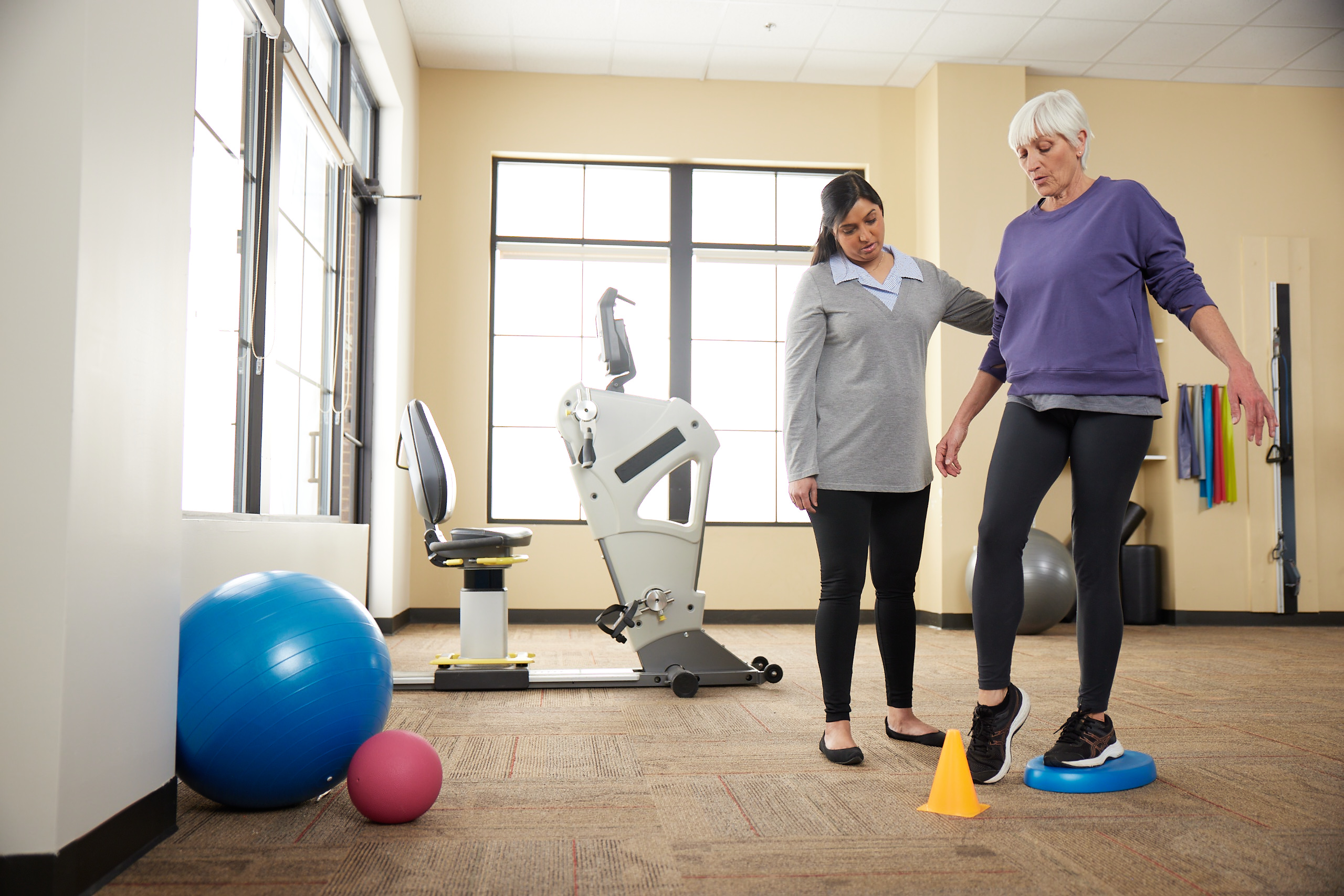 Elderly balance and fall prevention physiotherapy
