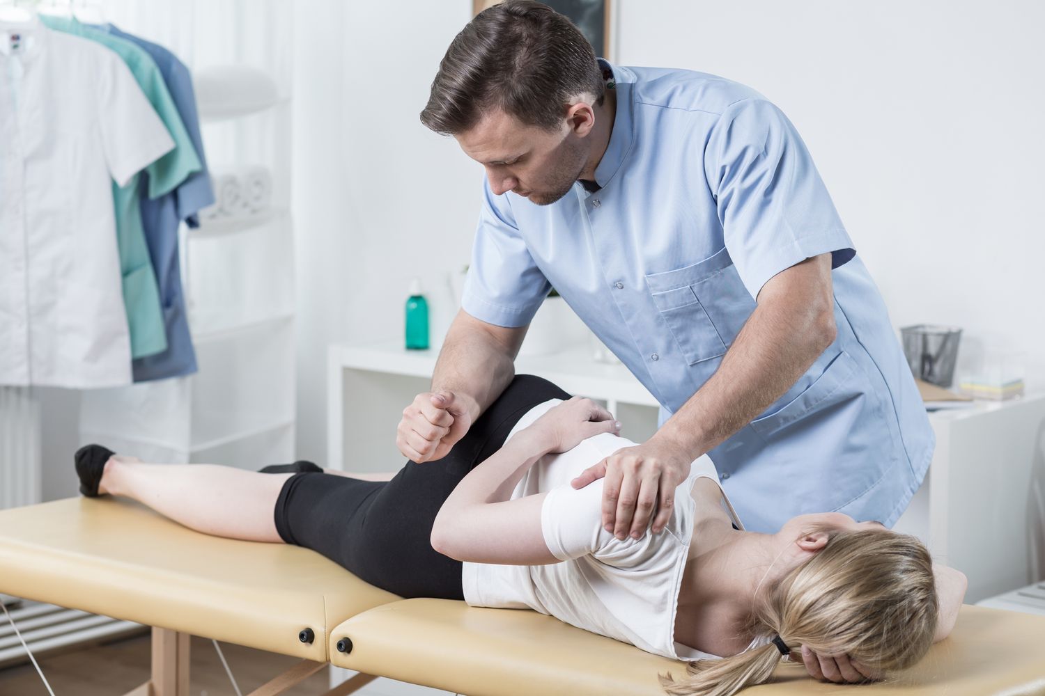 Manual therapy in physiotherapy