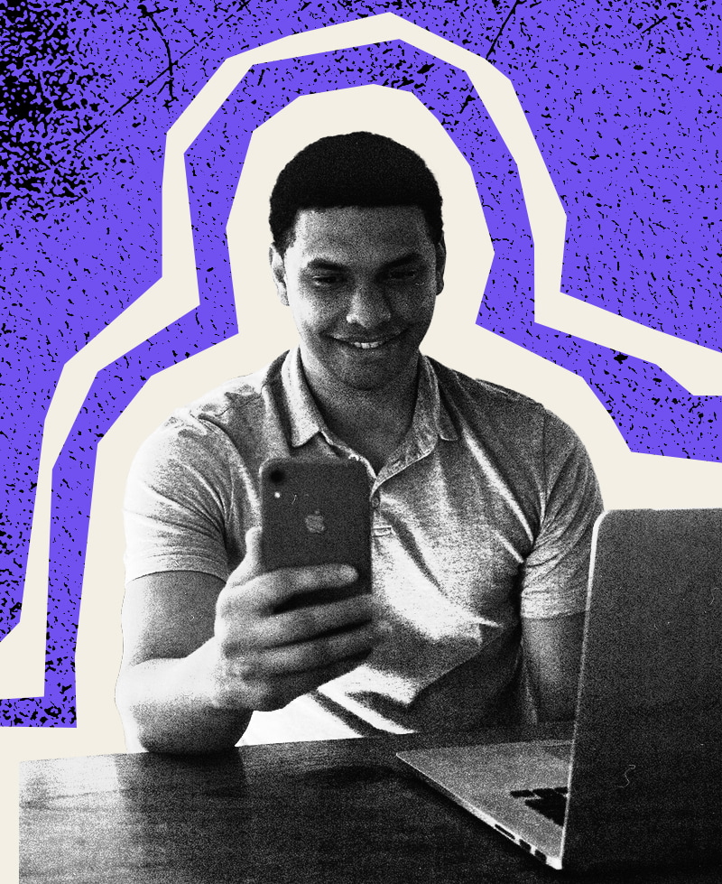 Making orders online with your phone: Challenges and Advantages