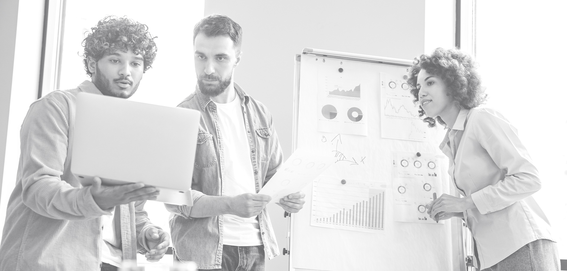 The Ultimate Guide to Goal Tracking: How to Stay on Track and Achieve Success