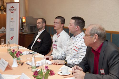 Účastníci panelové diskuze - Klub WebTop100