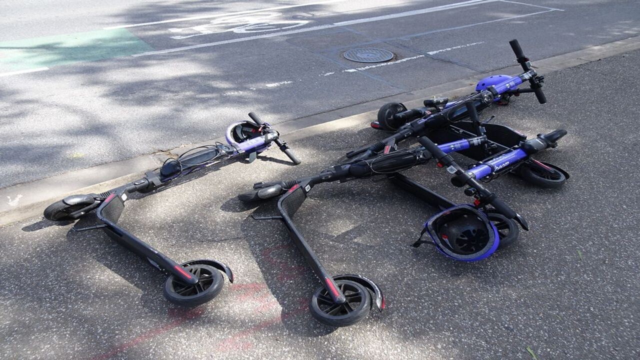 bad escooter parking