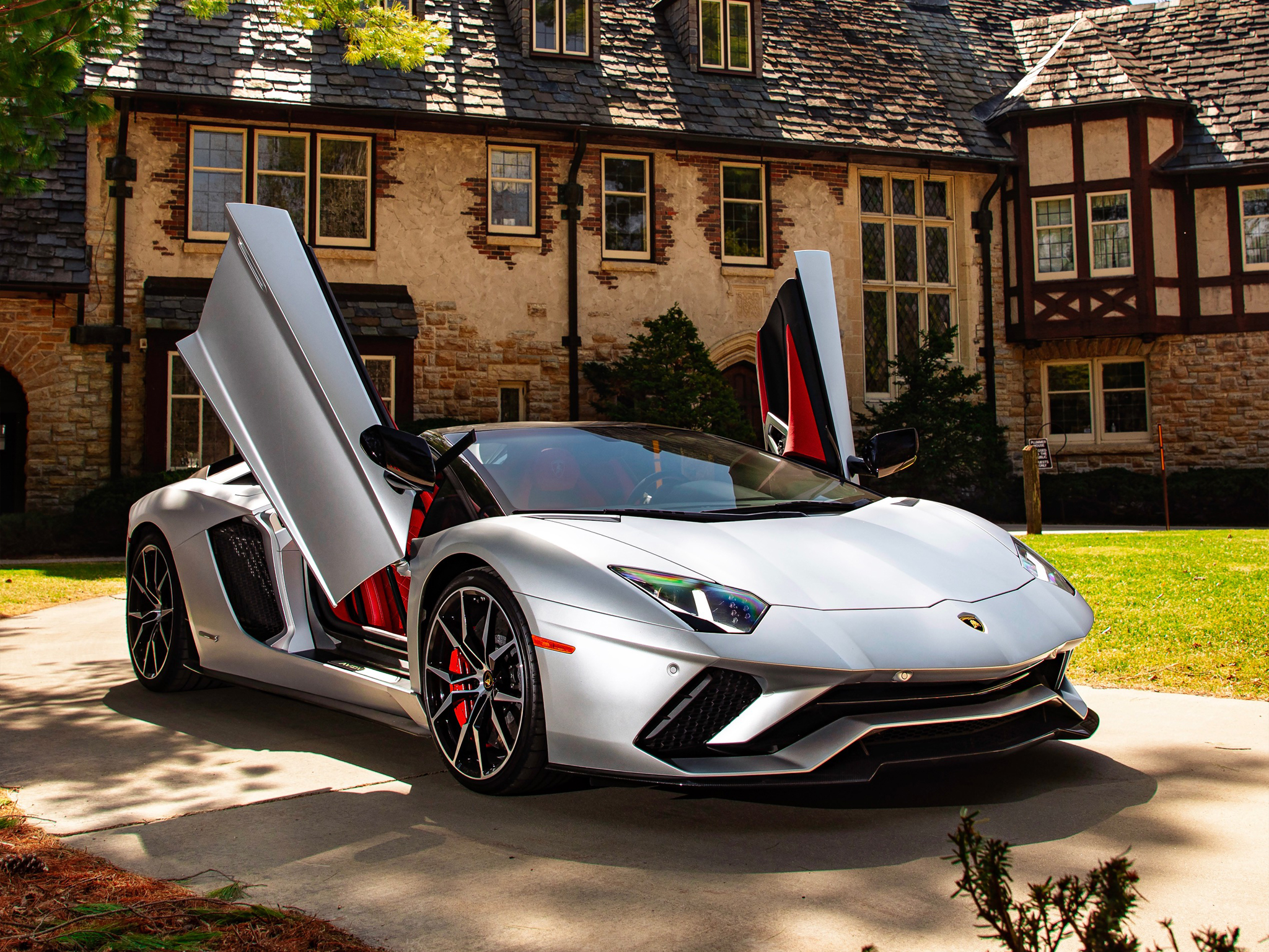 Lamborghini Aventador S Roadster.