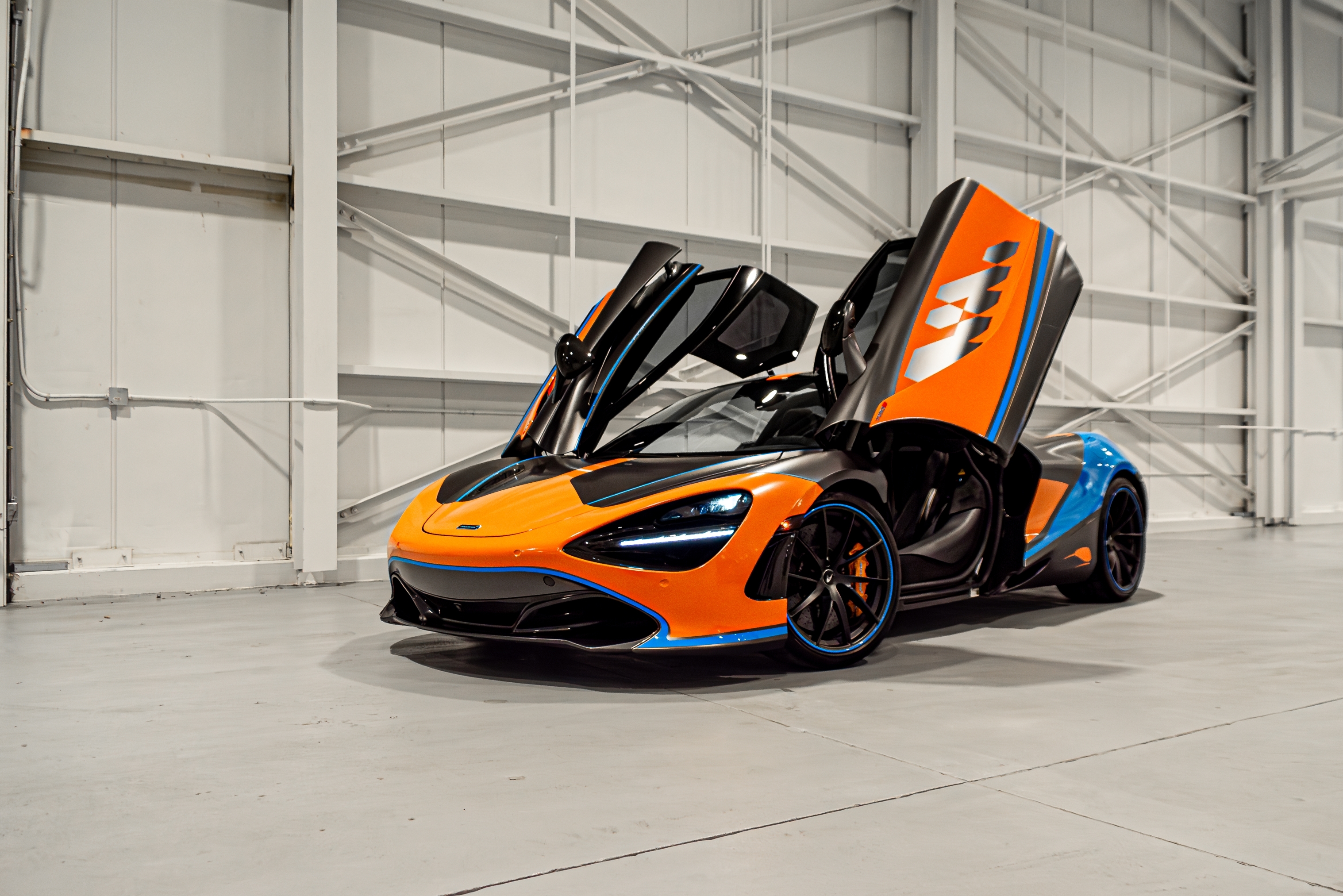 McLaren 702S