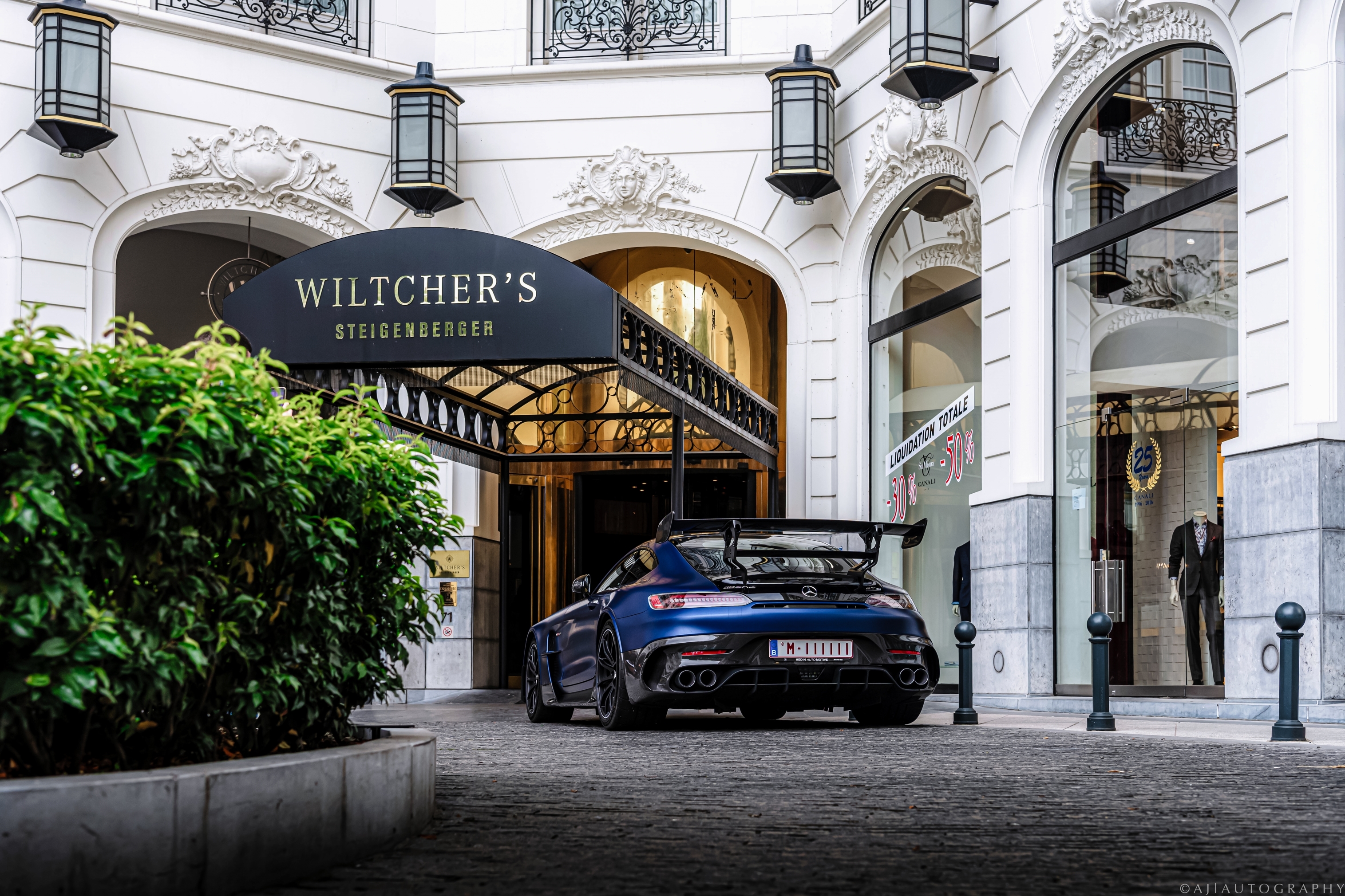 Mercedes Benz AMG-GTR Black Series 