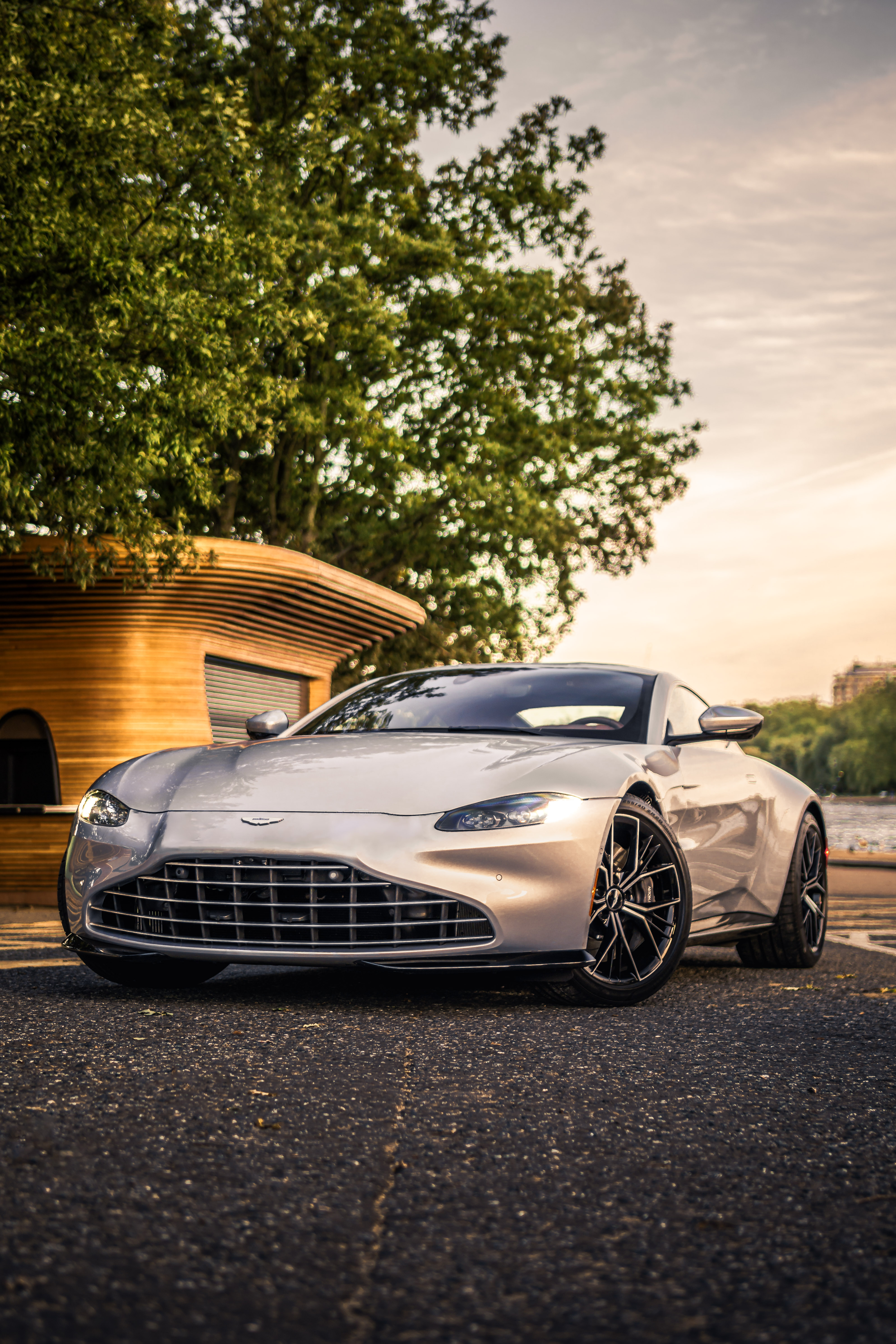 Aston Martin V8 Vantage