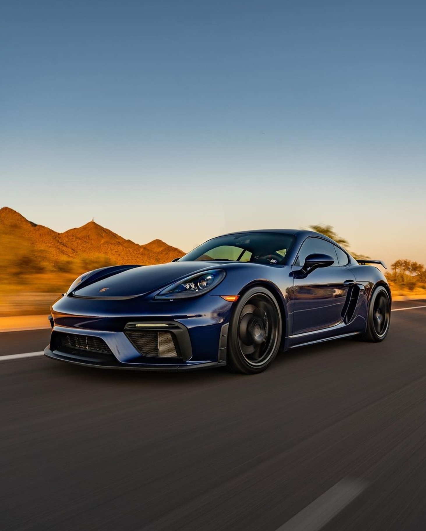 Porsche 718 GT4