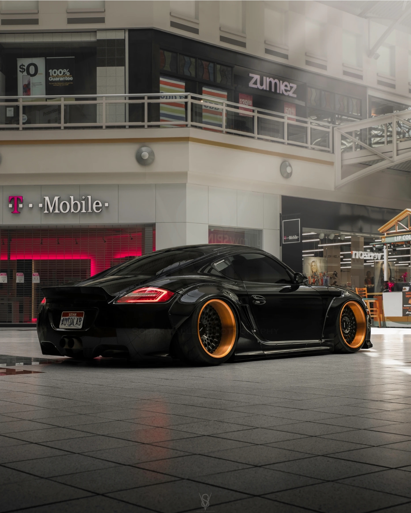 Liberty Walk Porsche Cayman