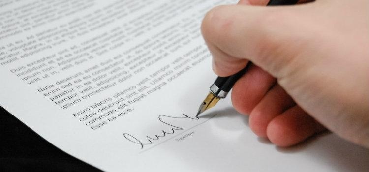 Cómo hacer un vídeo musical: cómo encargar a un director