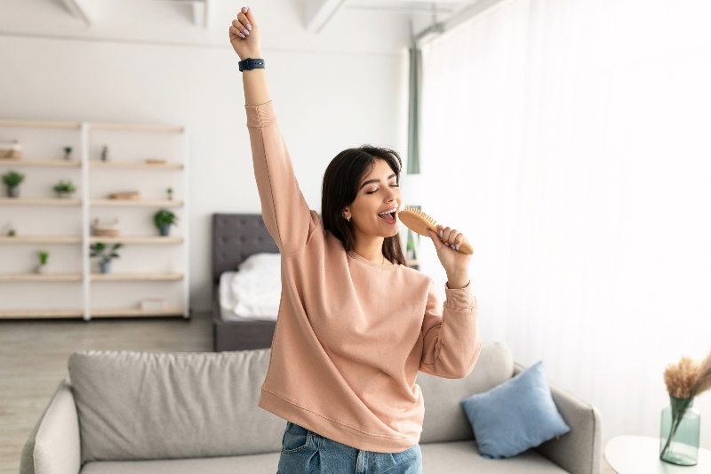 9 mejores calentamientos vocales para mejorar tu canto
