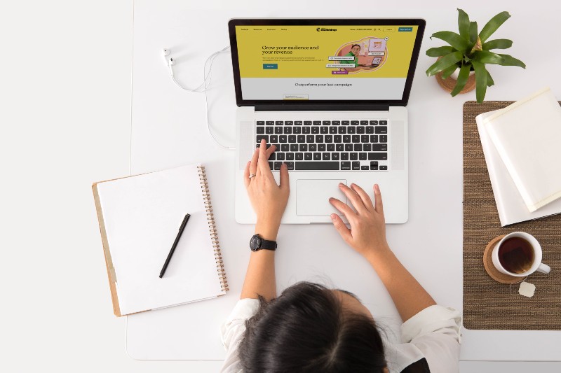 Le cold emailing pour les musiciens : comment obtenir plus de réservations