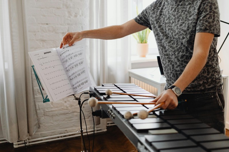 Como dividir os royalties com produtores e compositores