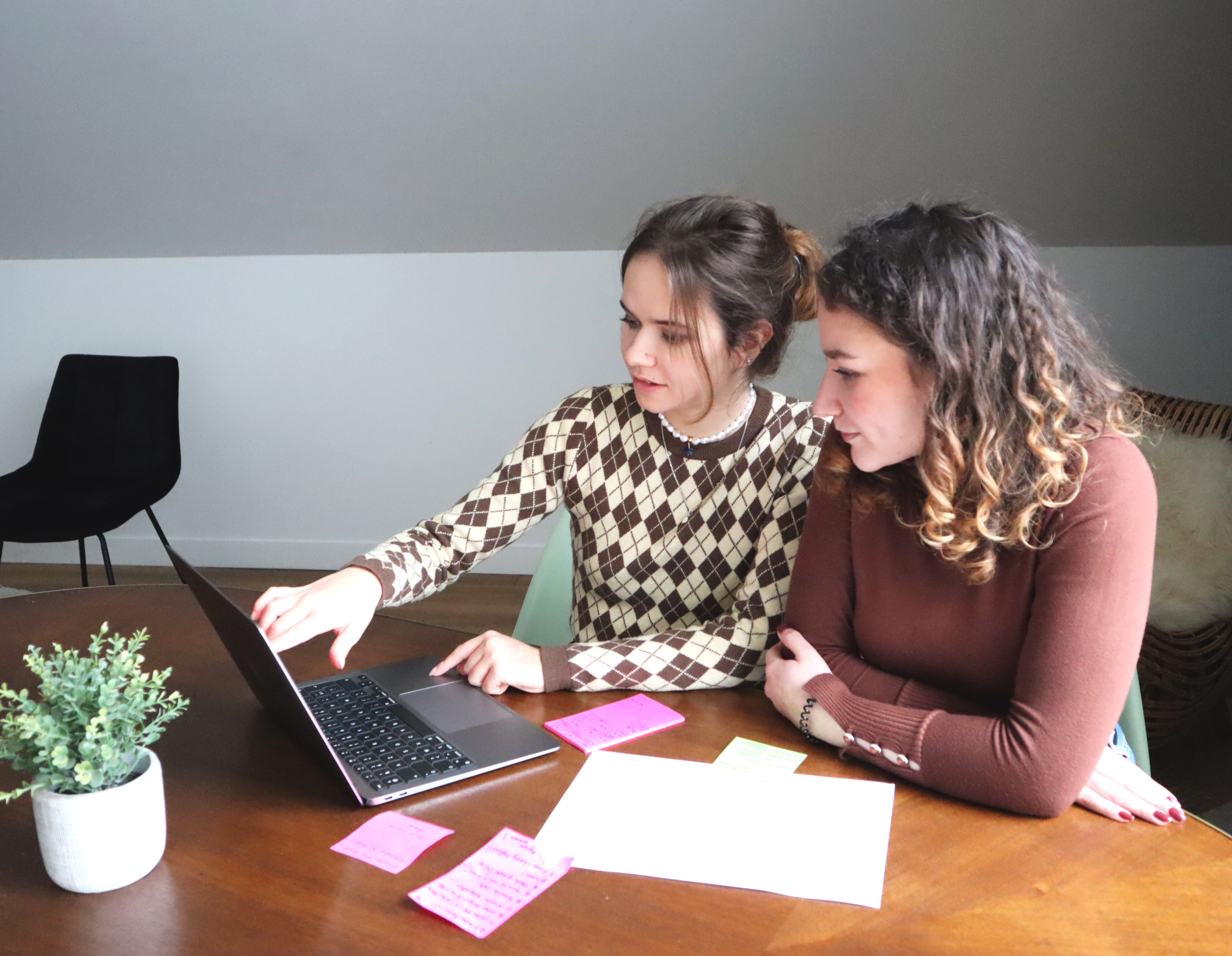 Faut-il créer son produit ou aller le chercher sur le marché ?