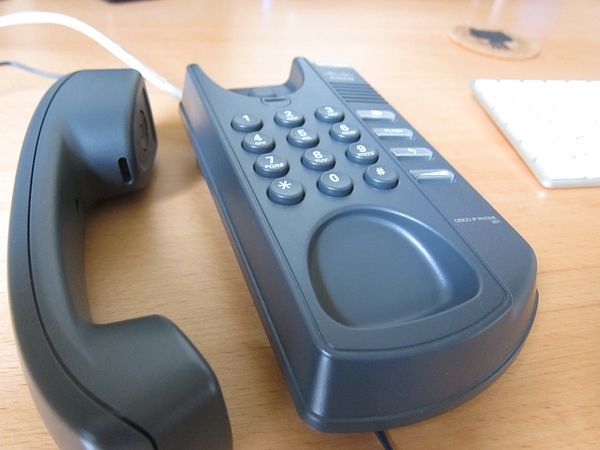 SIP trunking: replace landline with Plivo and SIPphone