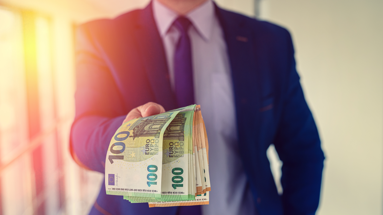 Un banquier qui génère du Riba dans son système financier