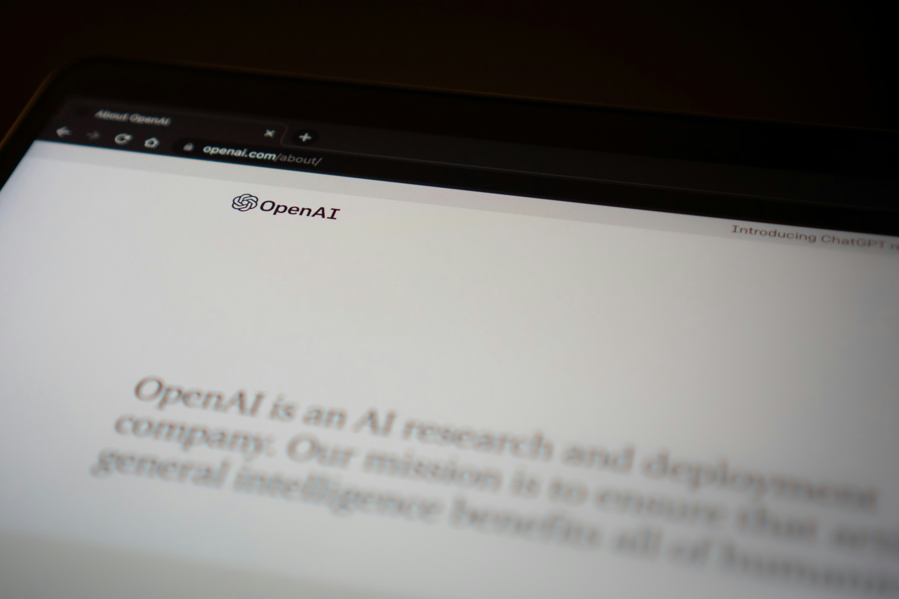 OpenAI Sora: Wie die KI-gestützte Videogenerierung die Kreativbranche revolutioniert