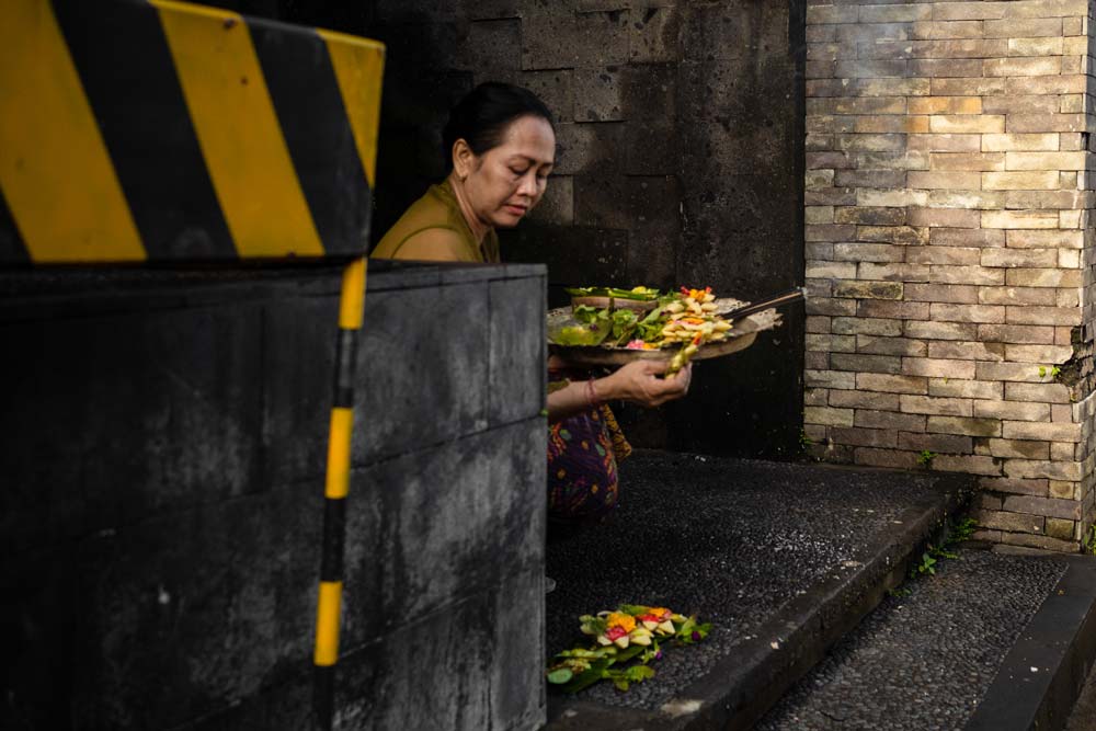 Lost (in) Paradise – 4