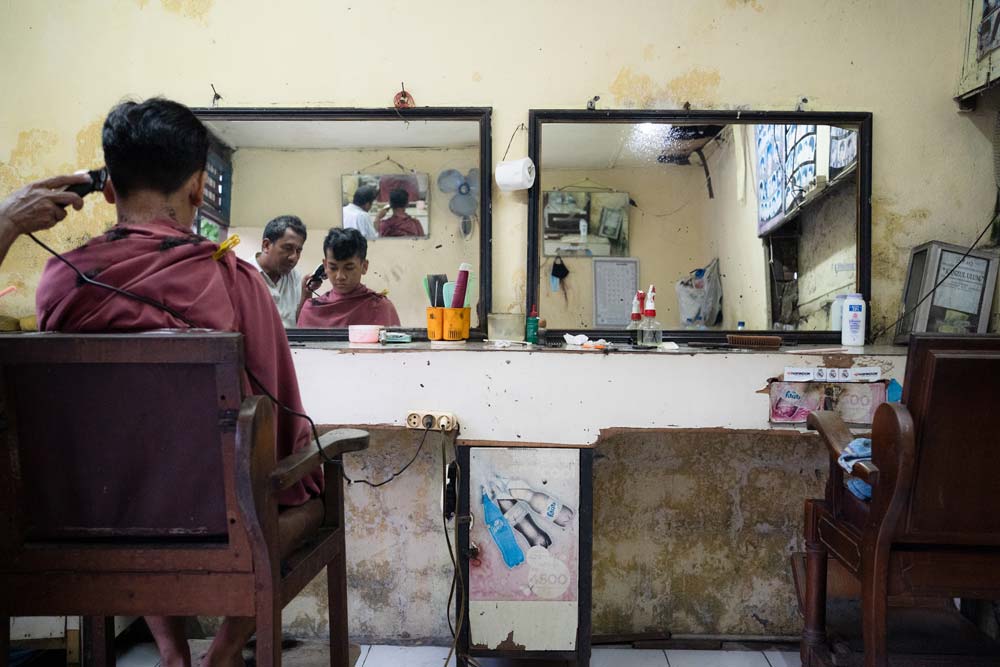 Lost (in) Paradise – 3