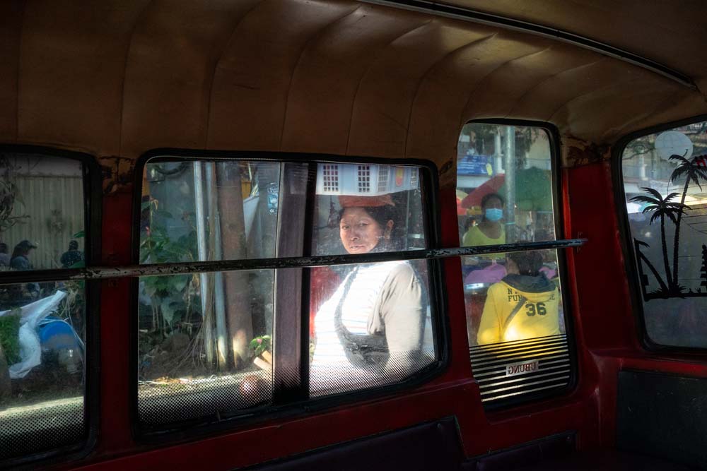 Lost (in) Paradise – 11