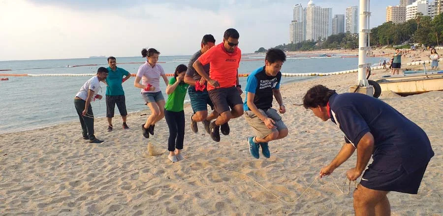 outdoor-pattaya-beach-fizzy