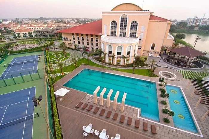 Club Paraiso, Raipur