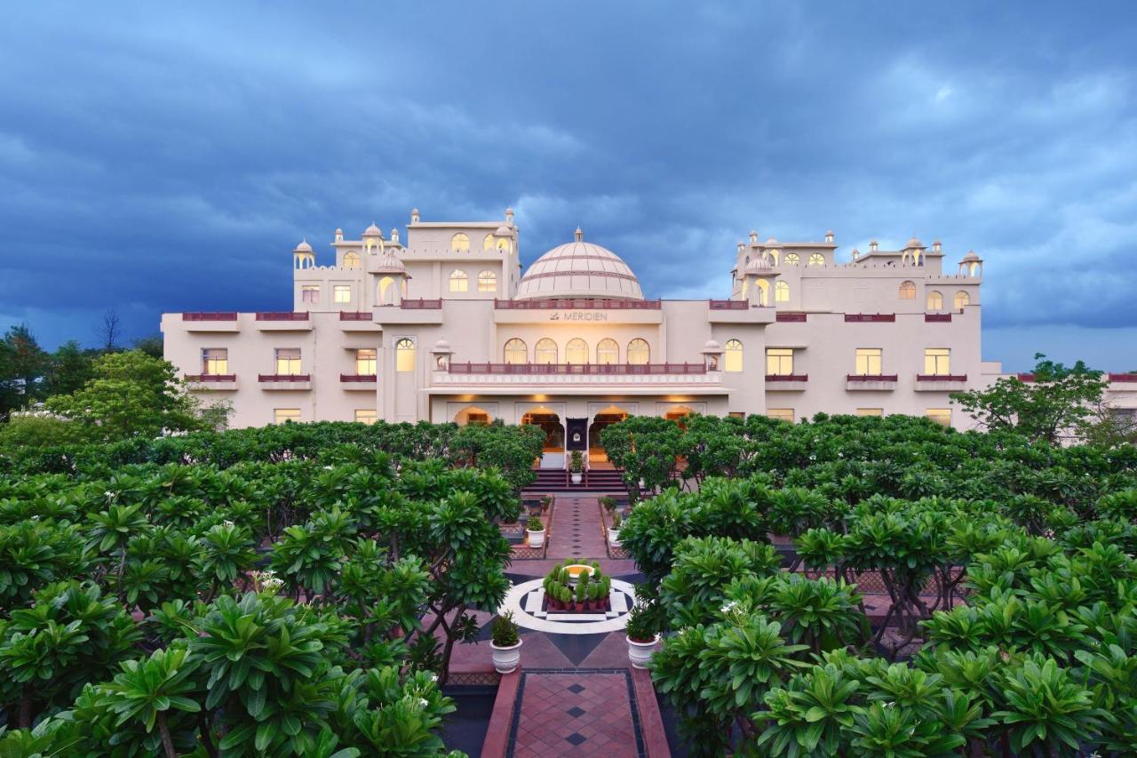 Team outing at Le Meridien, Jaipur