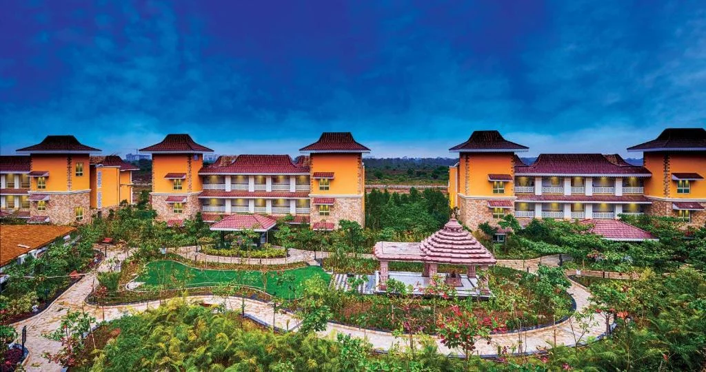 Mayfair Lake, Raipur