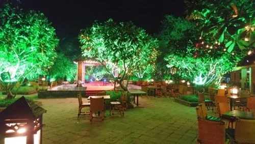 The Courtyard, Thane