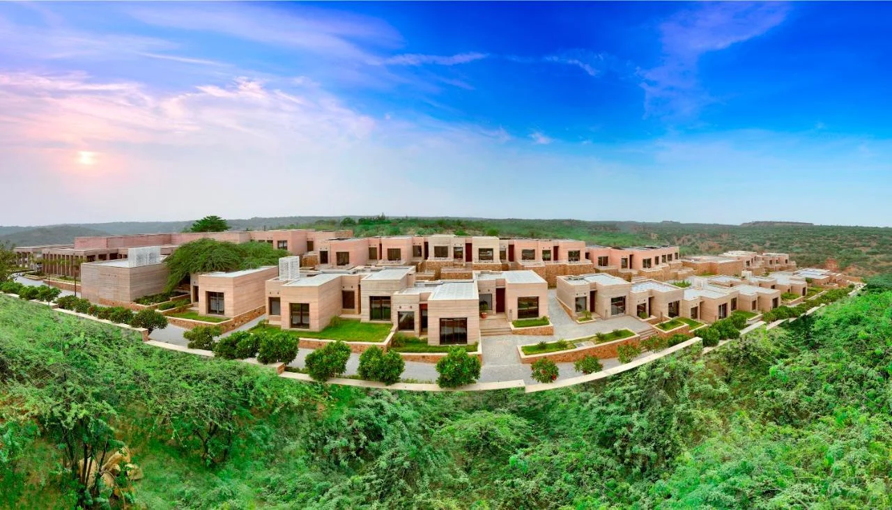 The Lalit Mangar