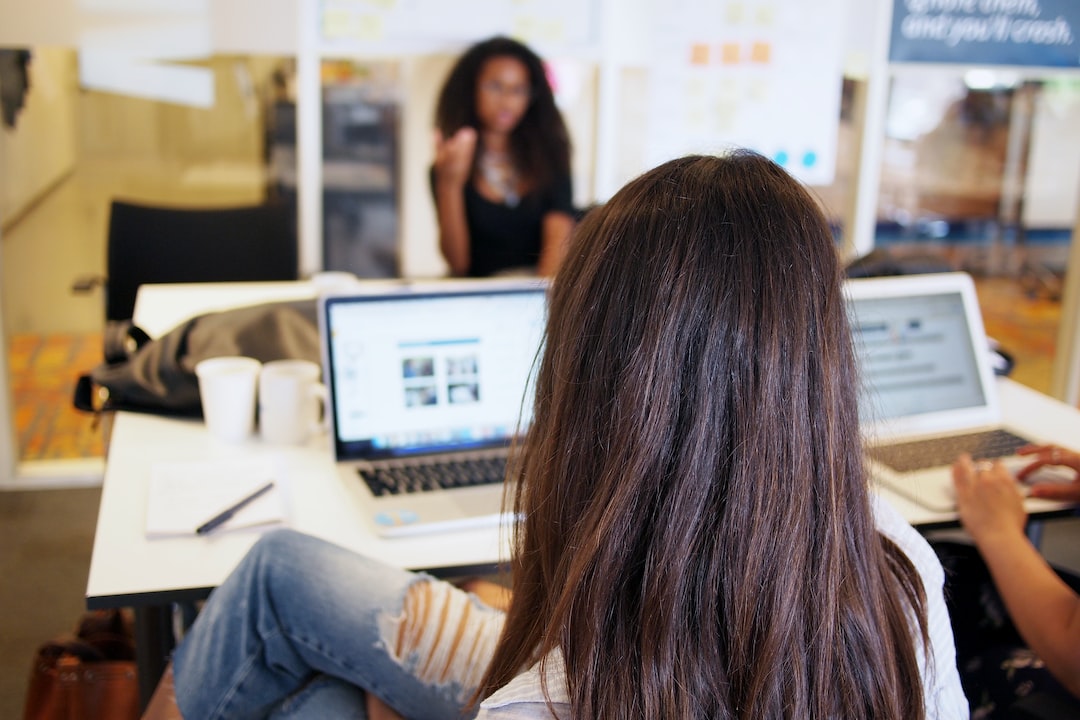 11 Unique Corporate Workshop Ideas for Office Events