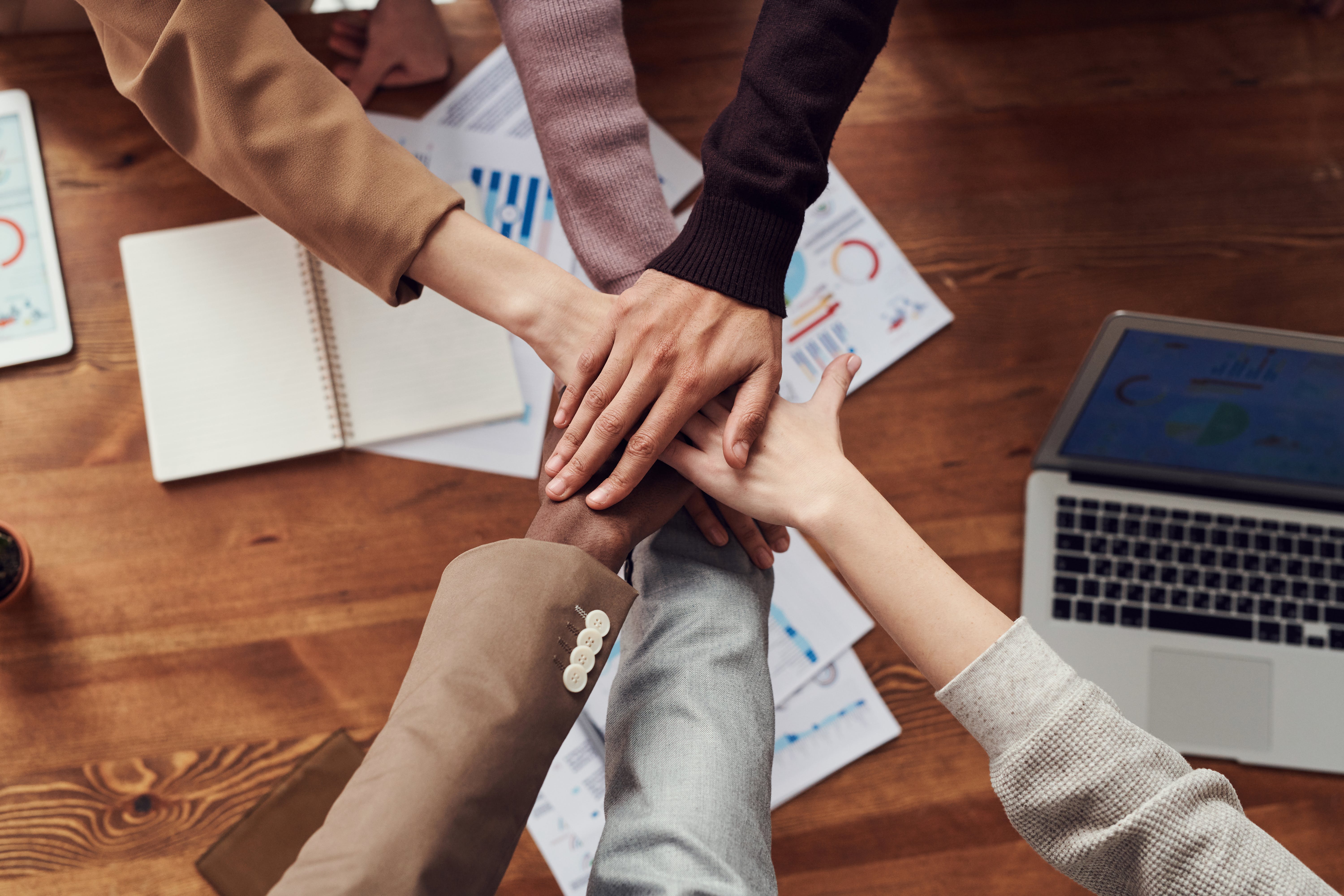 24 Best Gifts for Managers