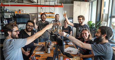 7 Hybrid Team Building Programs for Dispersed Teams