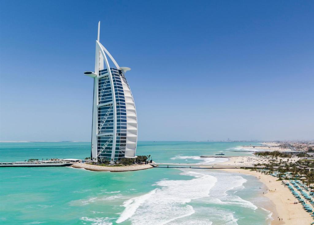 Iconic architecture and luxurious interiors at Jumeirah Burj Al Arab Dubai
