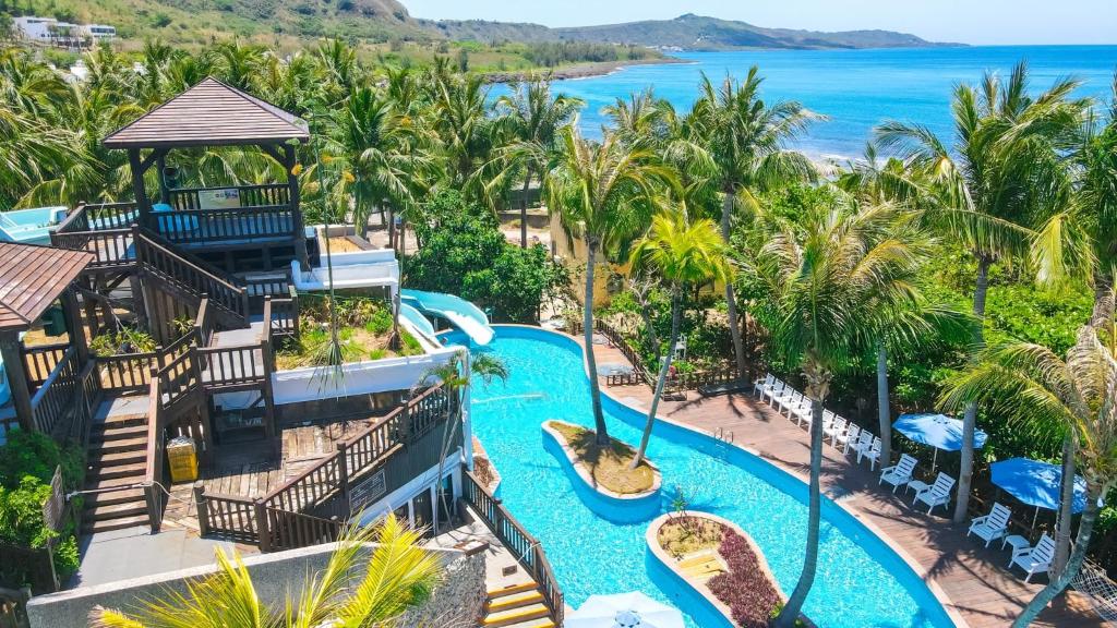 Luxurious beachfront resort with modern amenities at Yoho Beach Resort Kenting