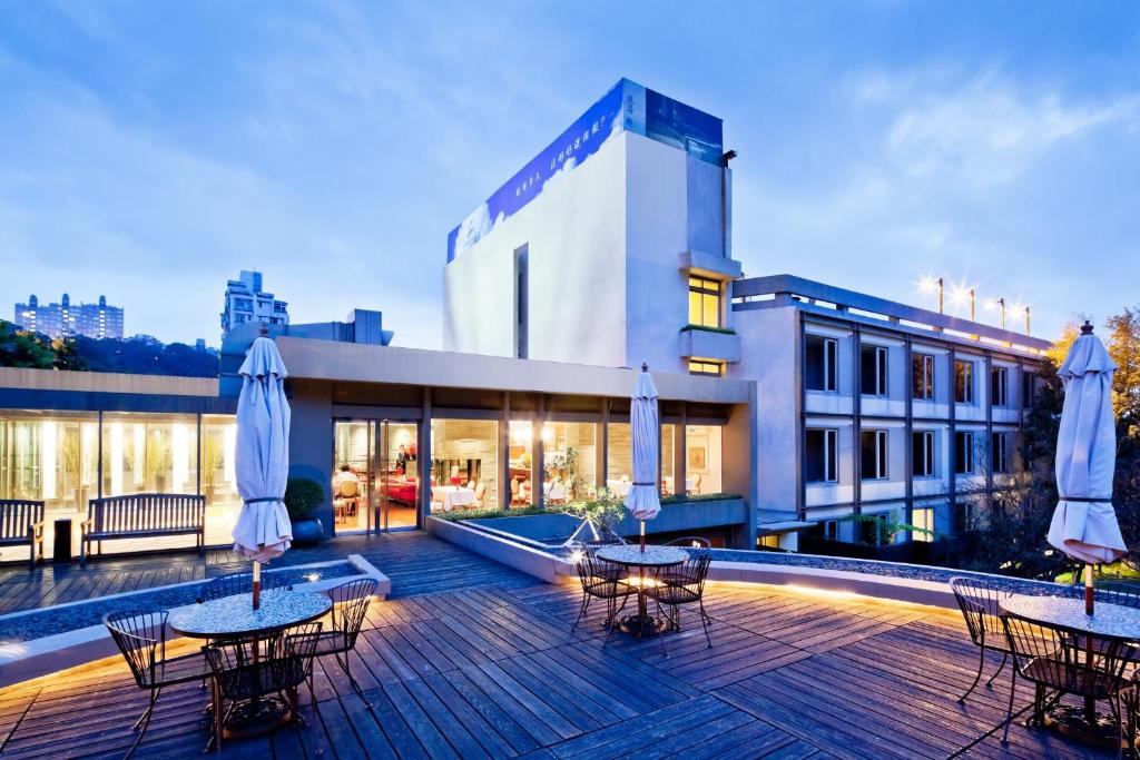 Luxurious resort with modern amenities at CHECK inn Select Taipei Yangmingshan