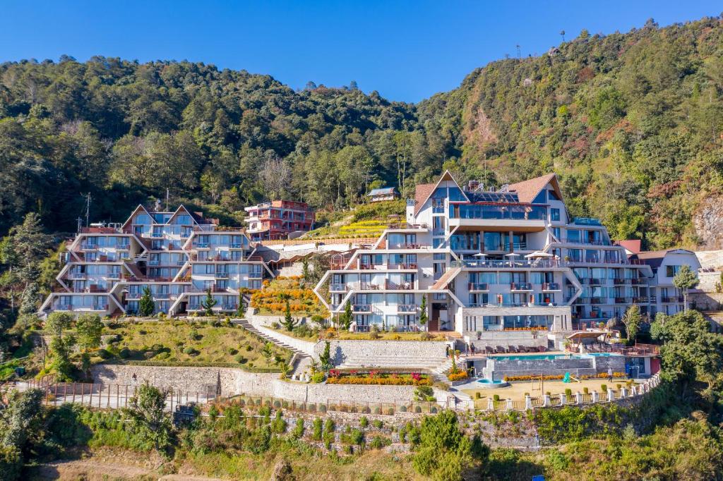 Luxurious mountain resort with panoramic views at Hotel Mystic Mountain