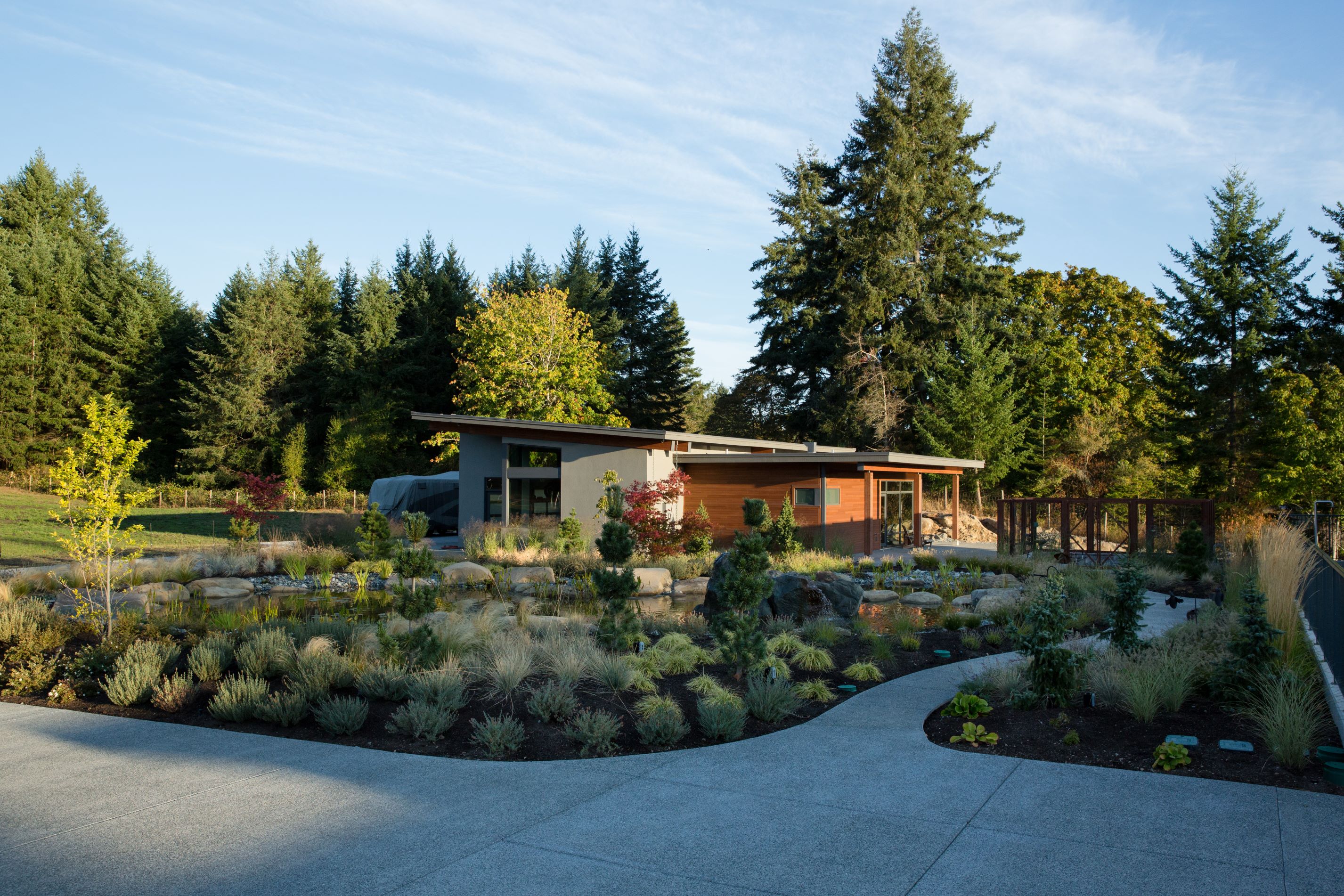 Sprawling Vancouver Island Estate — image 2