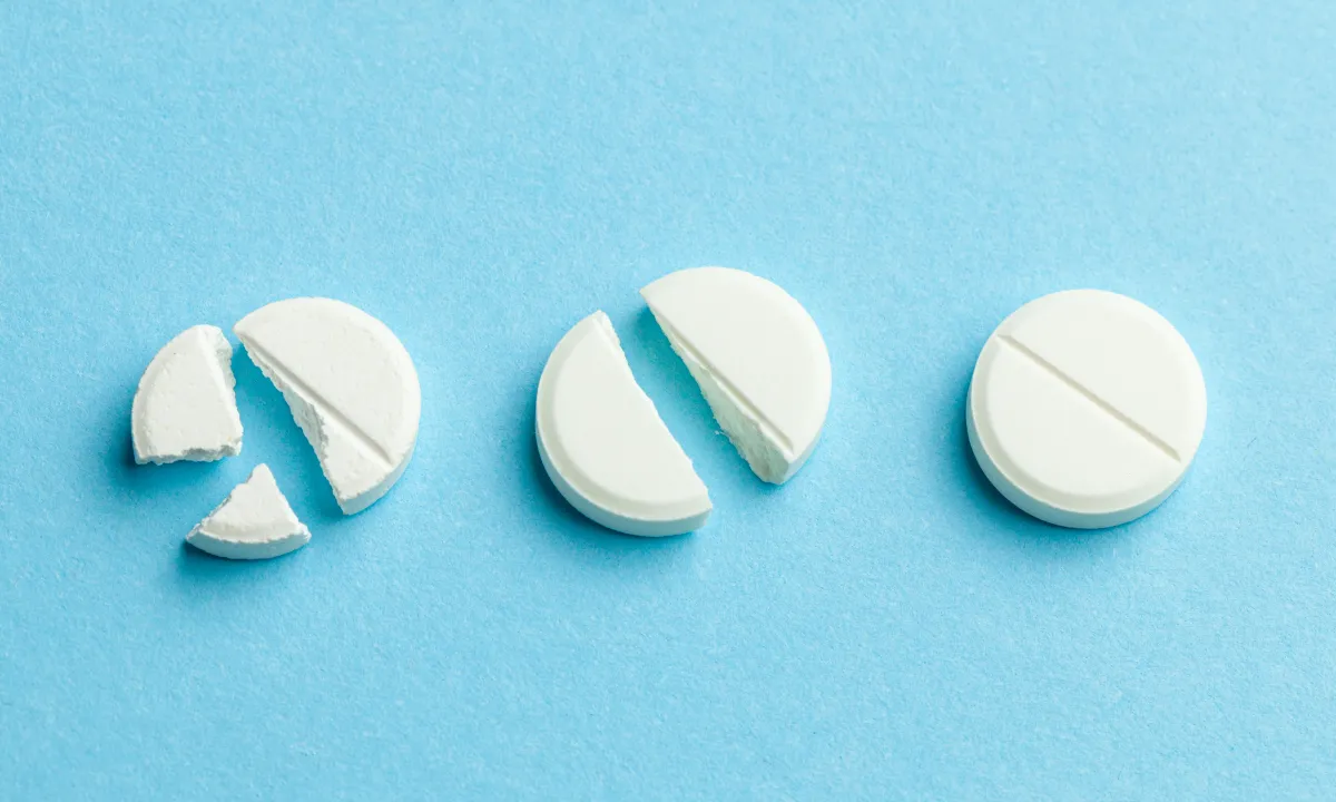 Is Pill Splitting Safe? When It's OK and When It's Dangerous
